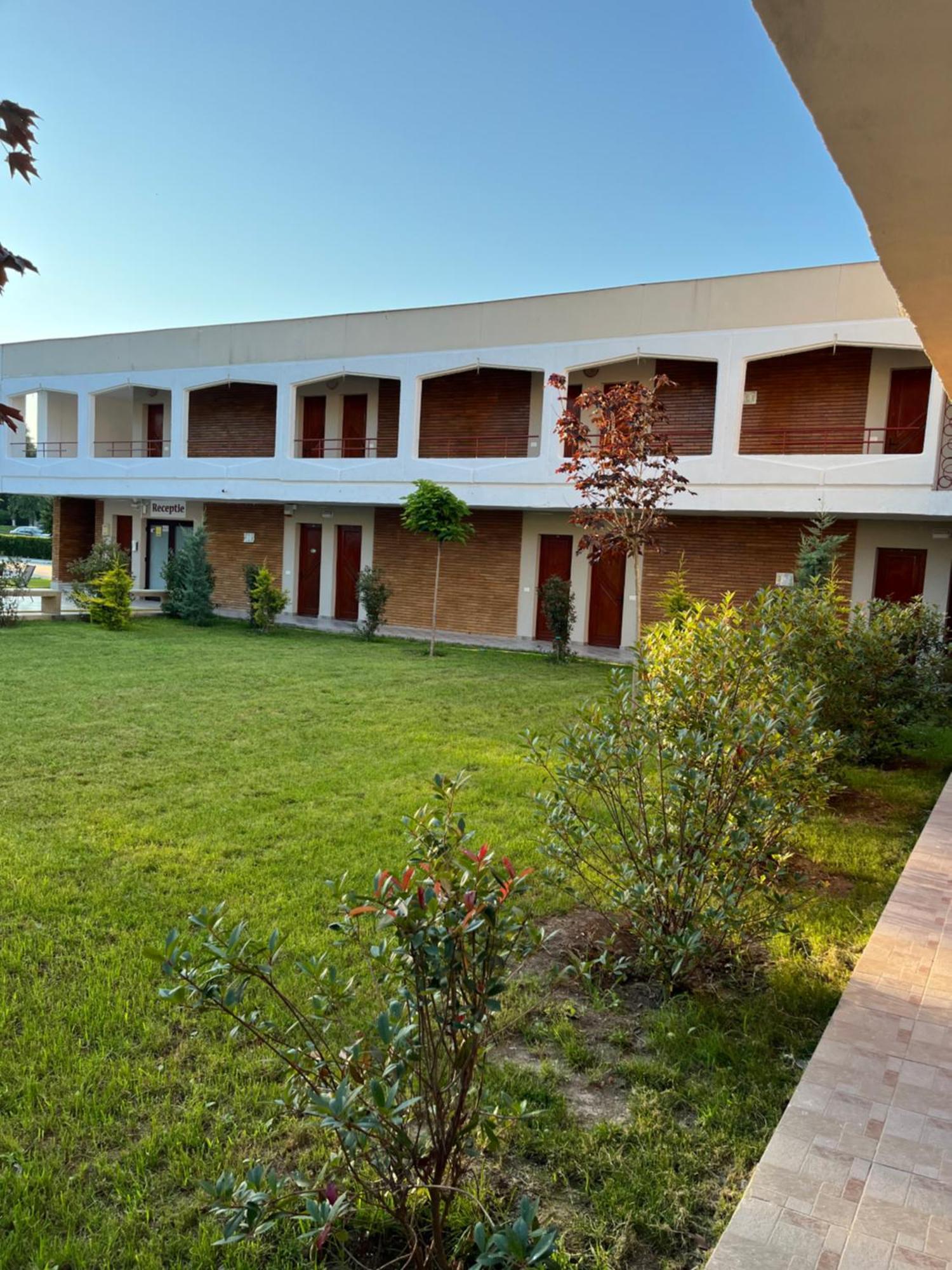 Hotel Selena Boutique Neptun Exterior foto